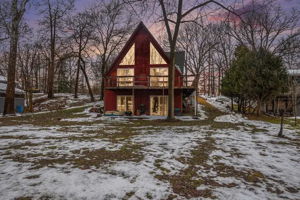 $460,000 | 45601 Peninsula Drive East, Grand Junction, MI 49056