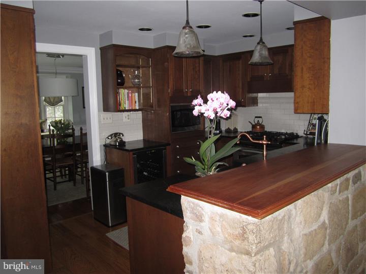 1205 Evergreen Road Yardley, PA 19067 - Photo 14 of 25 Gallery Image 14