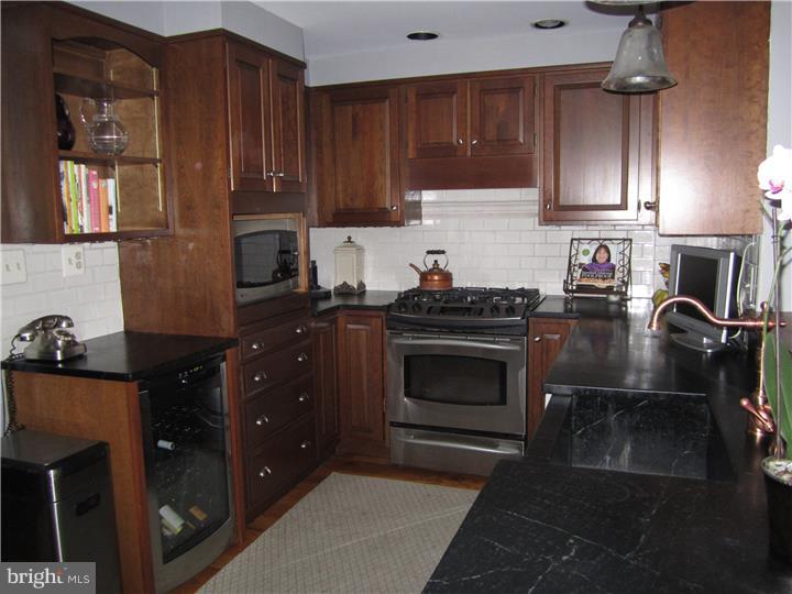 1205 Evergreen Road Yardley, PA 19067 - Photo 15 of 25 Gallery Image 15