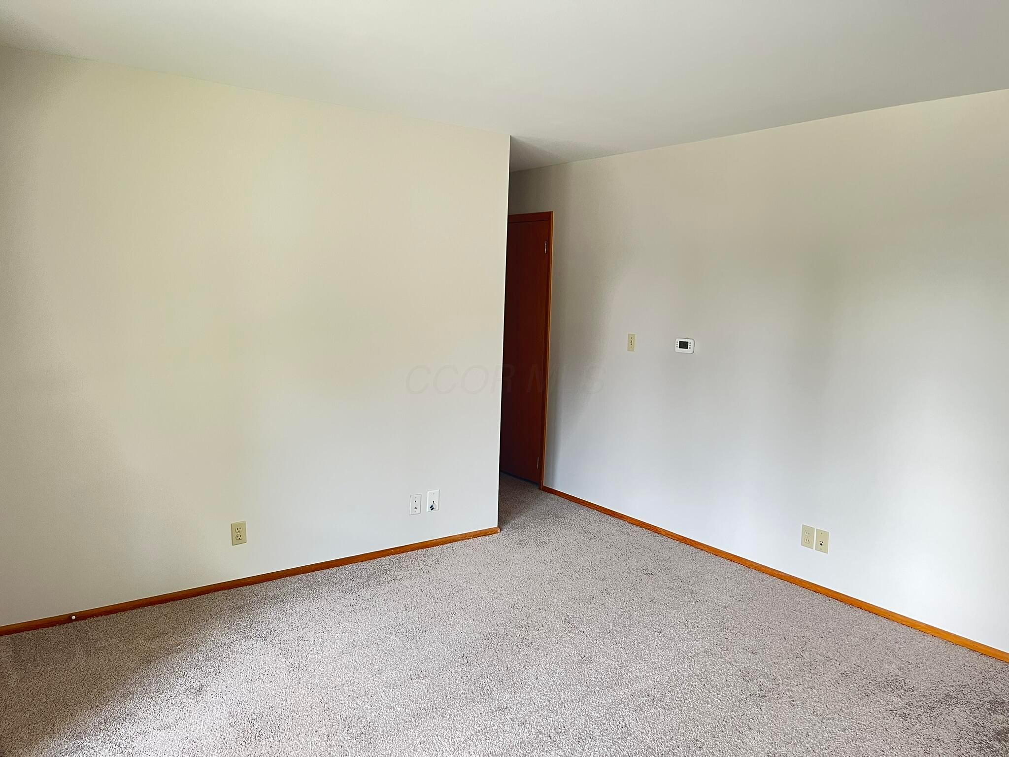 599 Partridge Road Heath, OH 43056 - Photo 11 of 29 IMG_1443