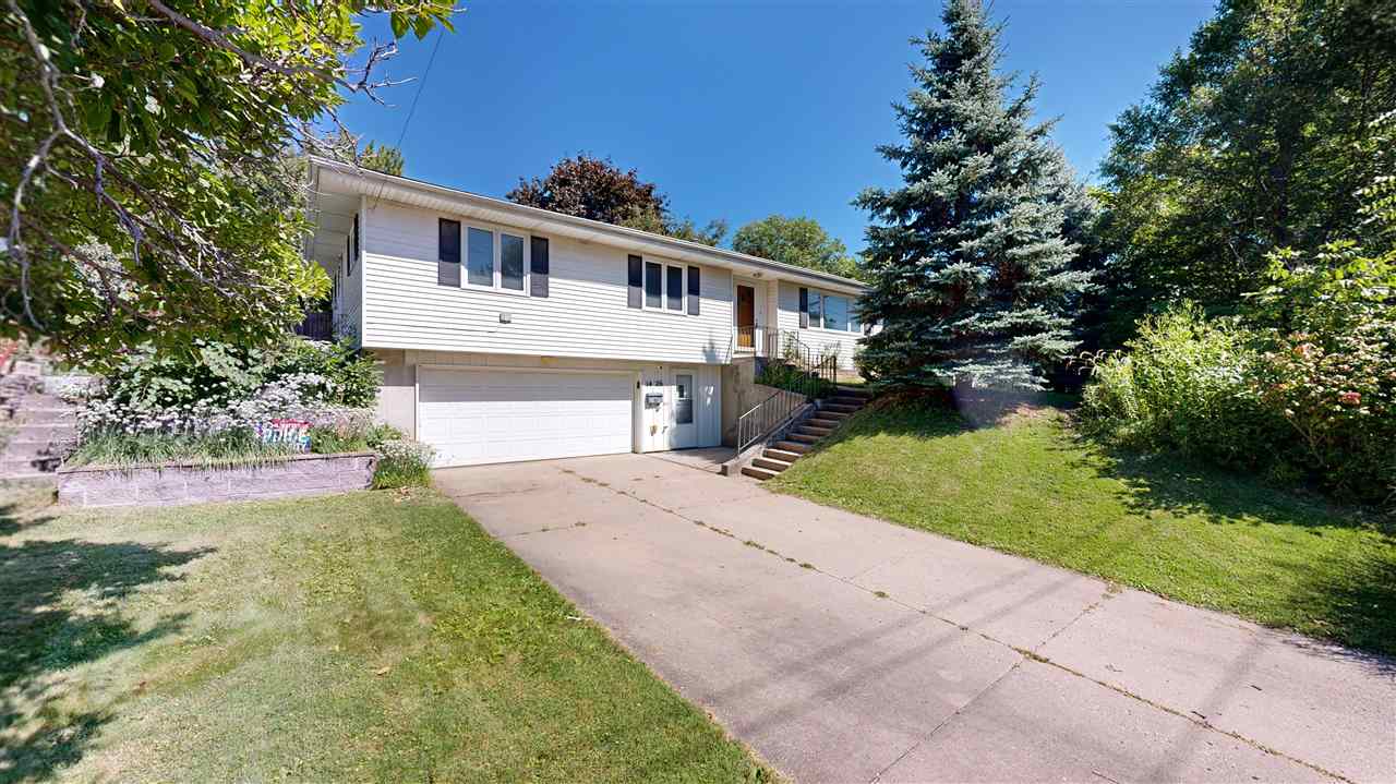 1426 Rochester Avenue Iowa City, IA 52245 - Photo 14 of 16 Gallery Image 14