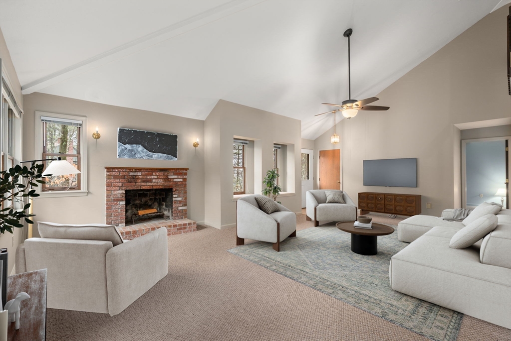 86 East Bluff Road, Unit 86 Ashland, MA 01721 - Photo 4 of 20