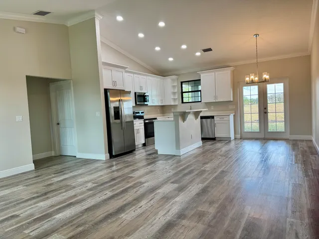 $329,000 | 5009 Southeast 42nd Street, Okeechobee, FL 34974