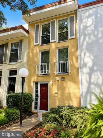 $699,900 | 803 Delaware Avenue Southwest, Unit 234, Washington, DC 20024