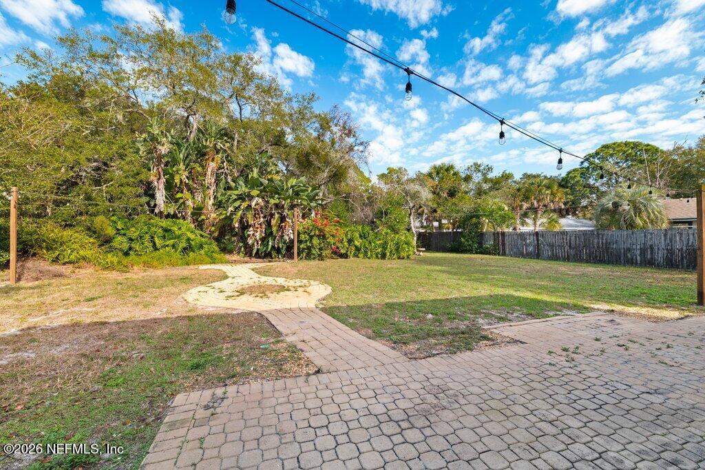 1810 Kings Way Neptune Beach, FL 32266 - Photo 29 of 40 a view of a yard