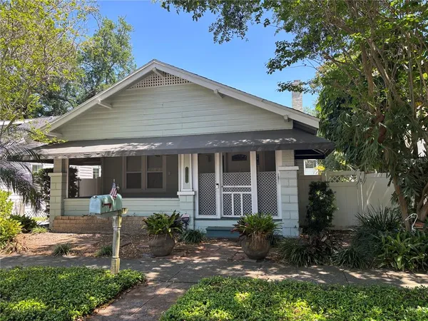 $2,550 | 1231 Highland Street North, St. Petersburg, FL 33701