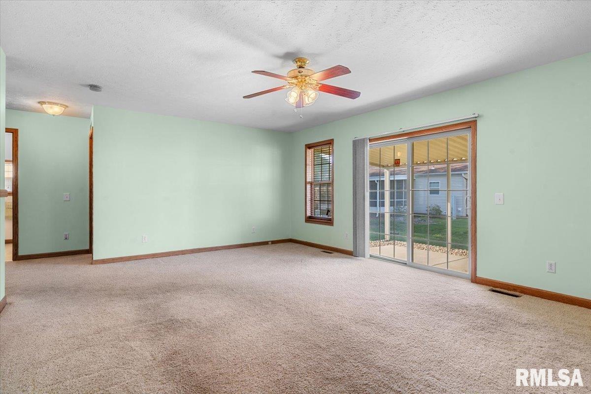 2800 Vía Rosso, Unit 194 Springfield, IL 62703 - Photo 8 of 30