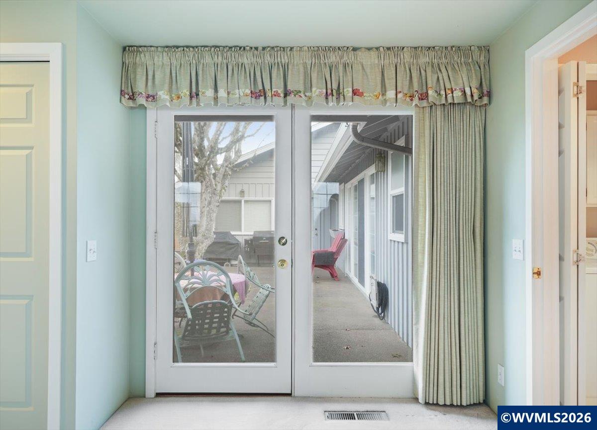 1376 Brickley Road Eugene, OR 97401 - Photo 35 of 50