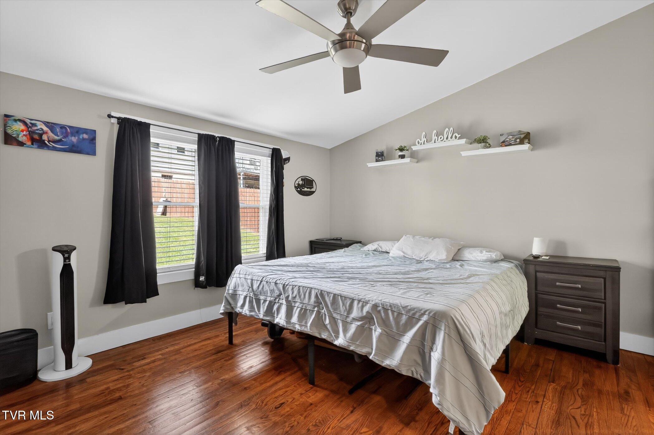 263 Big Springs Road Elizabethton, TN 37643 - Photo 23 of 38 23-263-Big-Springs-Rd-WindowStill-Photog
