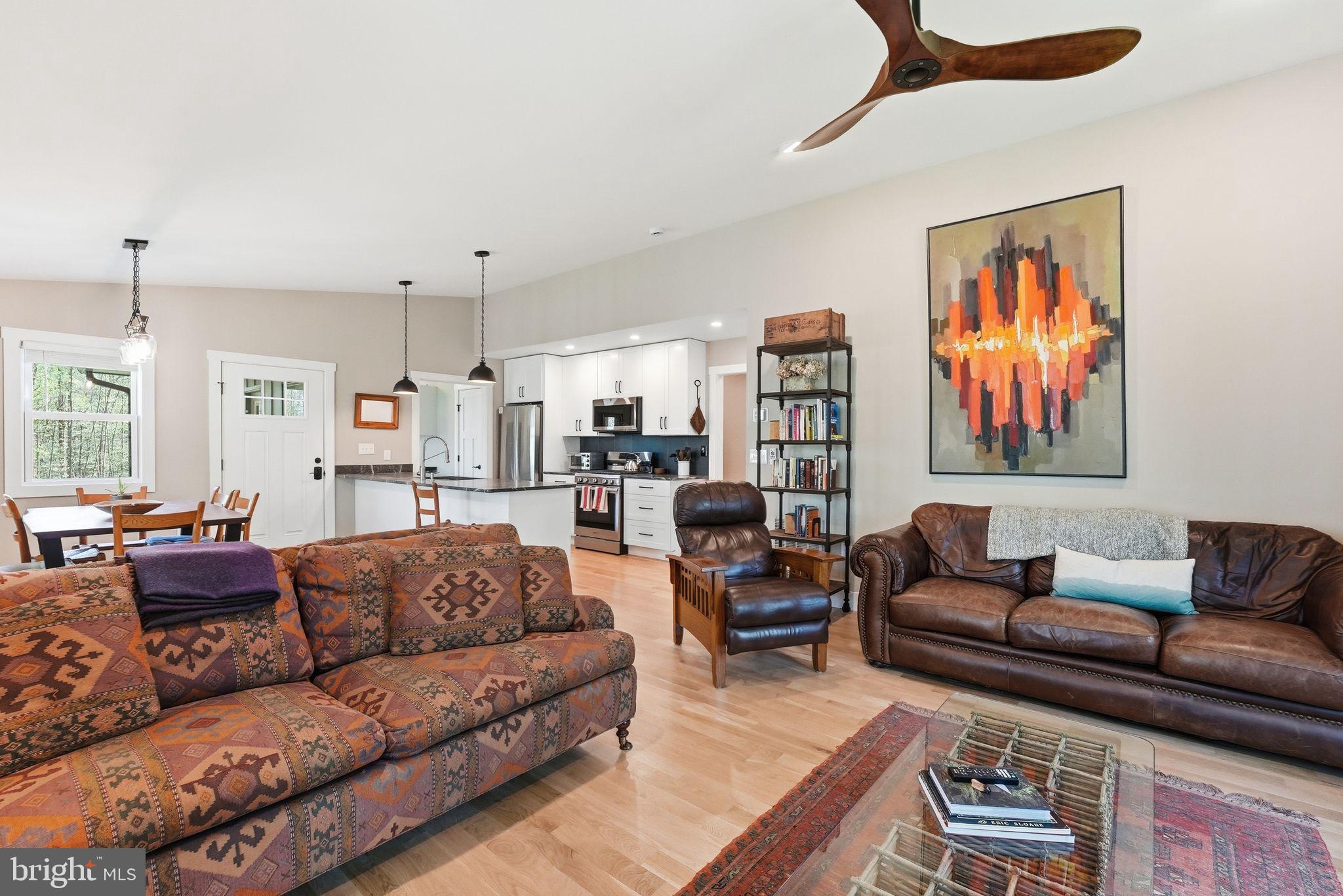 677 Weaver Hollow Road Banco, VA 22711 - Photo 15 of 34 Living area