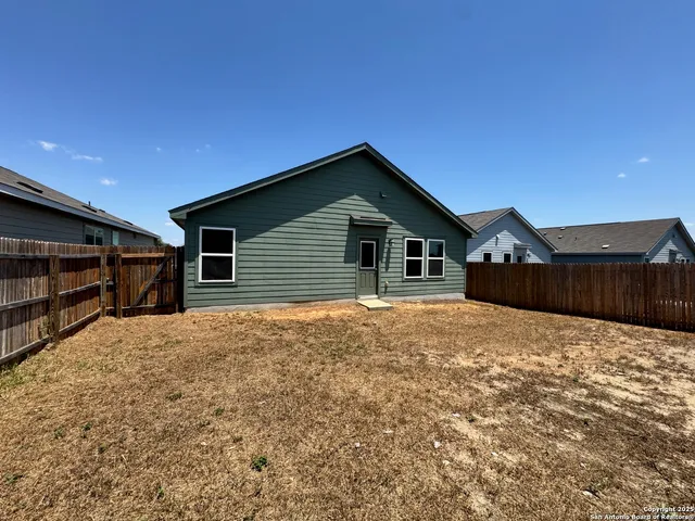 $1,795 | 8027 Chanting Bend, San Antonio, TX 78223