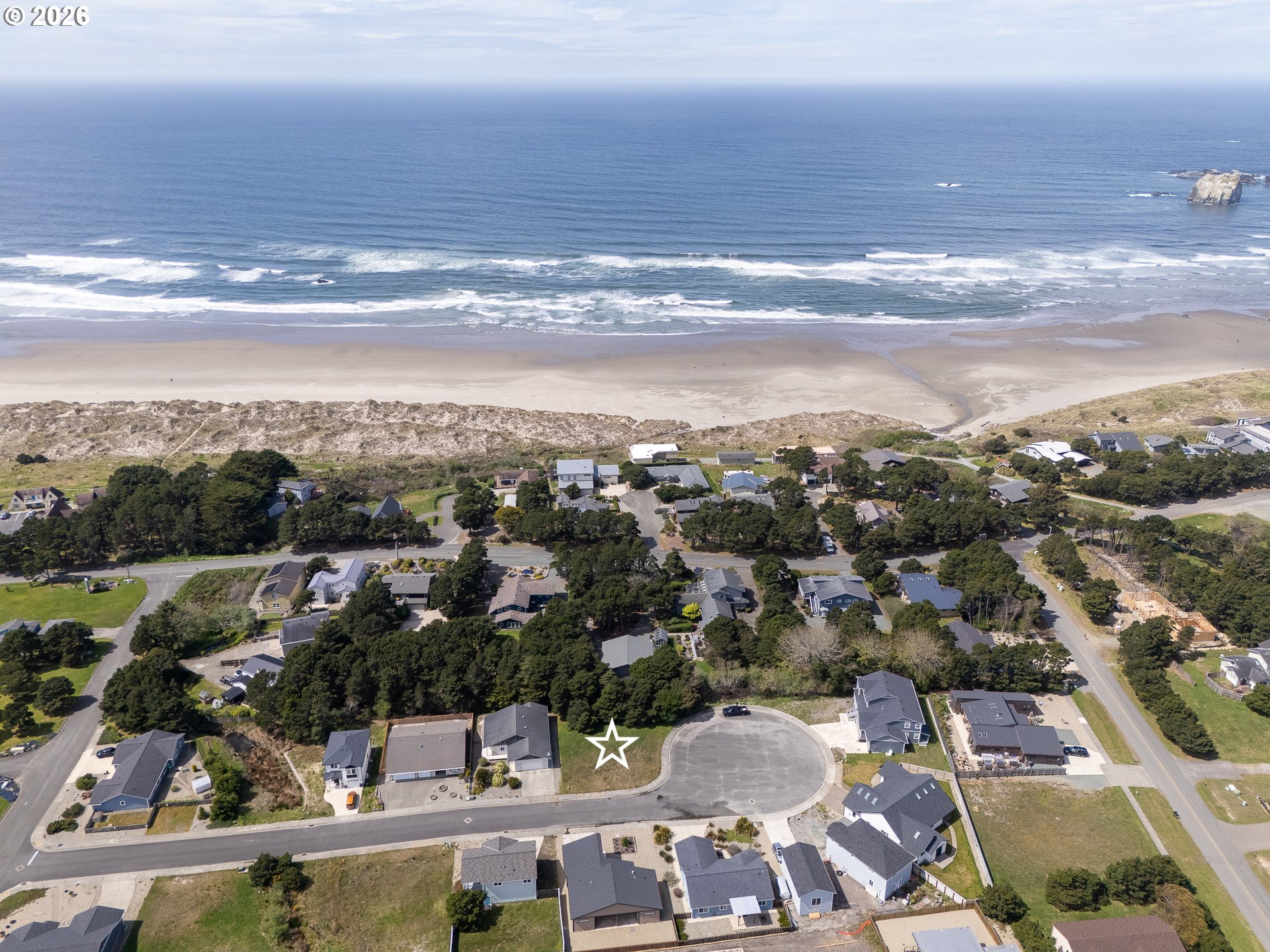3122 Periwinkle Lane Southwest, Unit 5 Bandon, OR 97411 - Photo 3 of 13 a view of a city