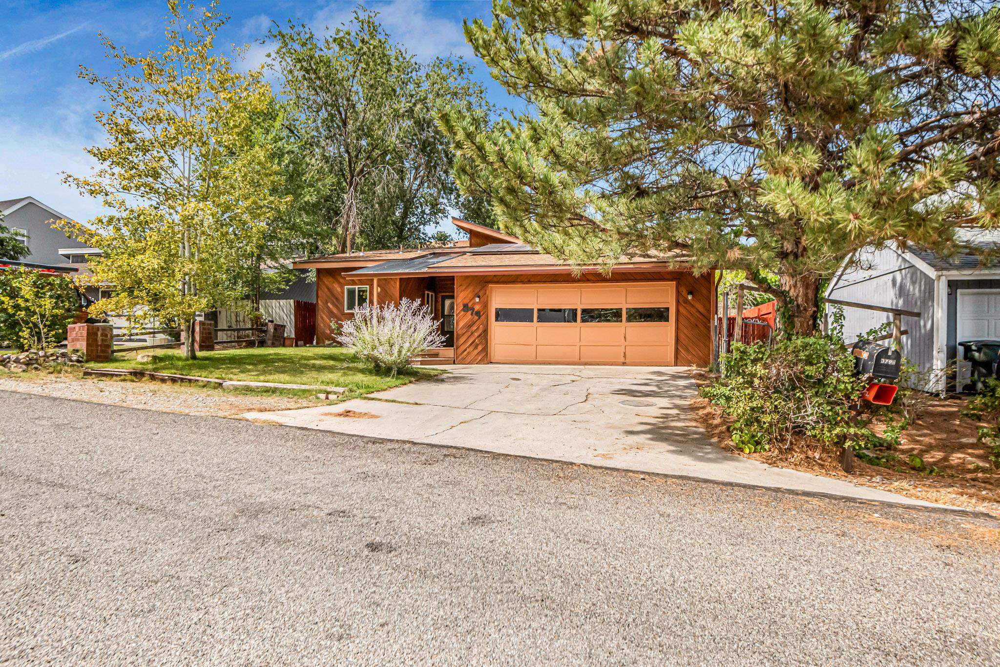 379 Ridge View Drive Grand Junction, CO 81507 - Photo 1 of 26 Gallery Image 1