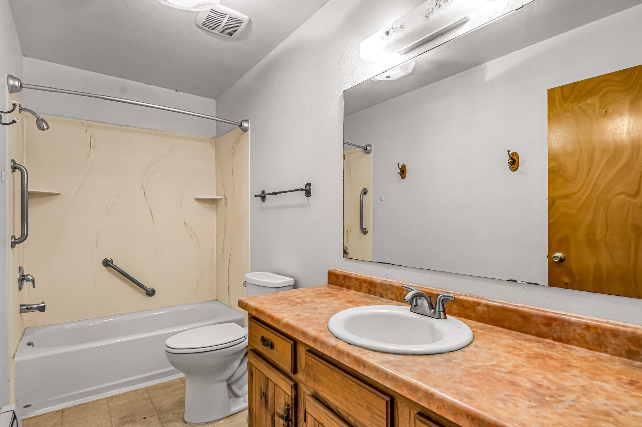 379 Ridge View Drive Grand Junction, CO 81507 - Photo 9 of 26 Gallery Image 9