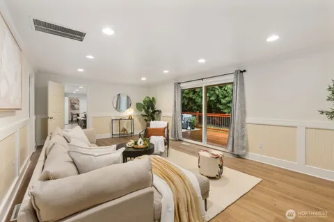 $1,662,500 | 18505 Northeast 26th Street, Redmond, WA 98052