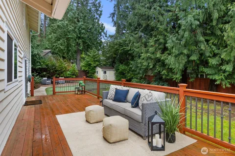 $1,662,500 | 18505 Northeast 26th Street, Redmond, WA 98052