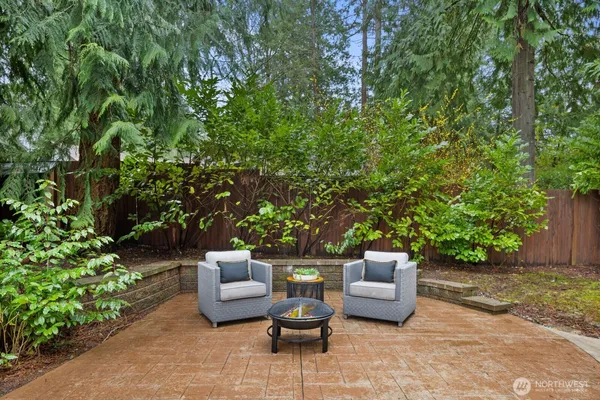 $1,662,500 | 18505 Northeast 26th Street, Redmond, WA 98052