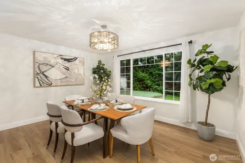 $1,662,500 | 18505 Northeast 26th Street, Redmond, WA 98052