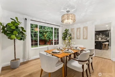 $1,662,500 | 18505 Northeast 26th Street, Redmond, WA 98052