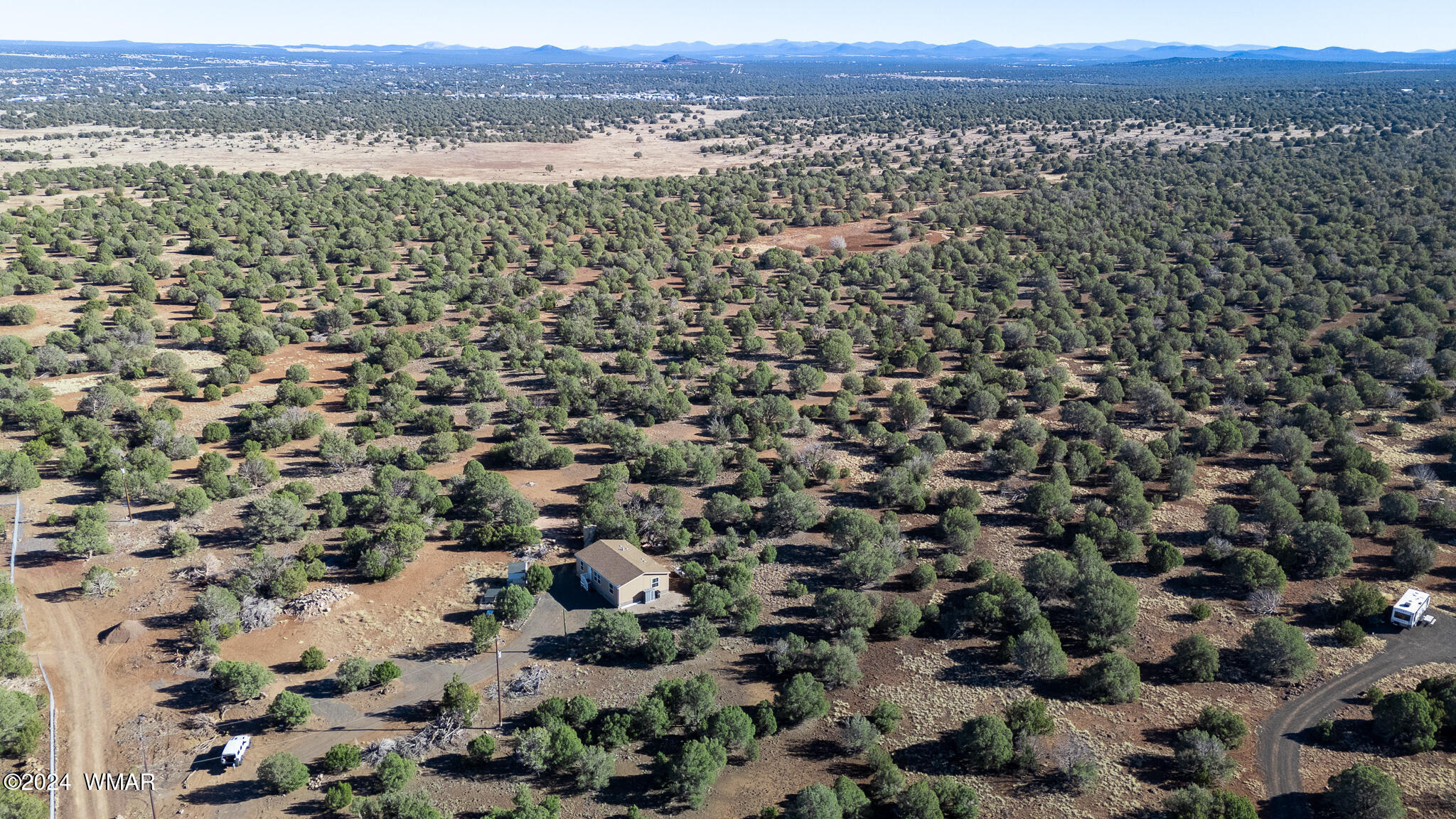 7991 Lakeland Road Show Low, AZ 85901 - Photo 3 of 24 DJI_20241210141554_0063_D