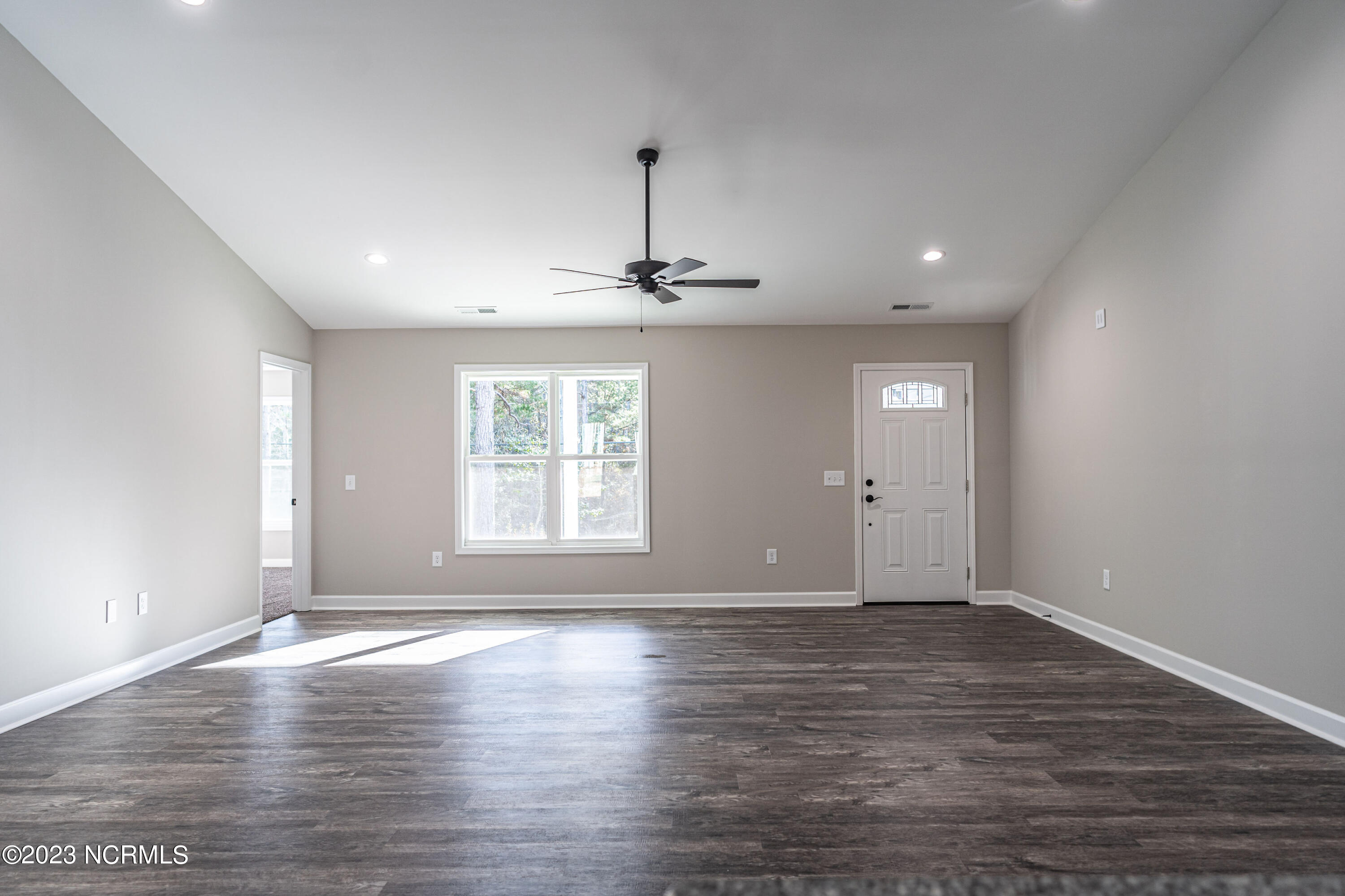 195 Pinebluff Lake Road Pinebluff, NC 28373 - Photo 16 of 43 DSC07538