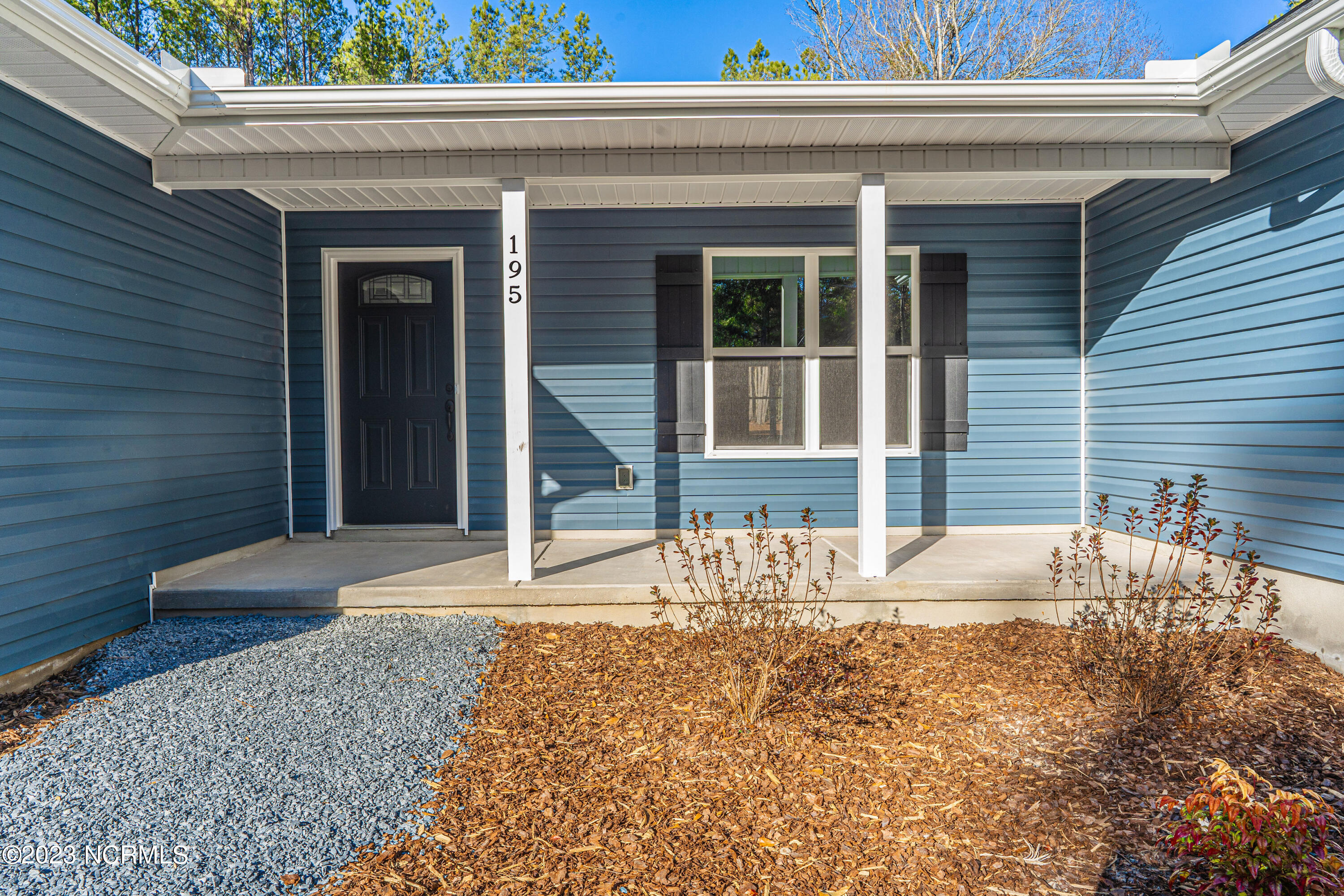 195 Pinebluff Lake Road Pinebluff, NC 28373 - Photo 4 of 43 DSC07550