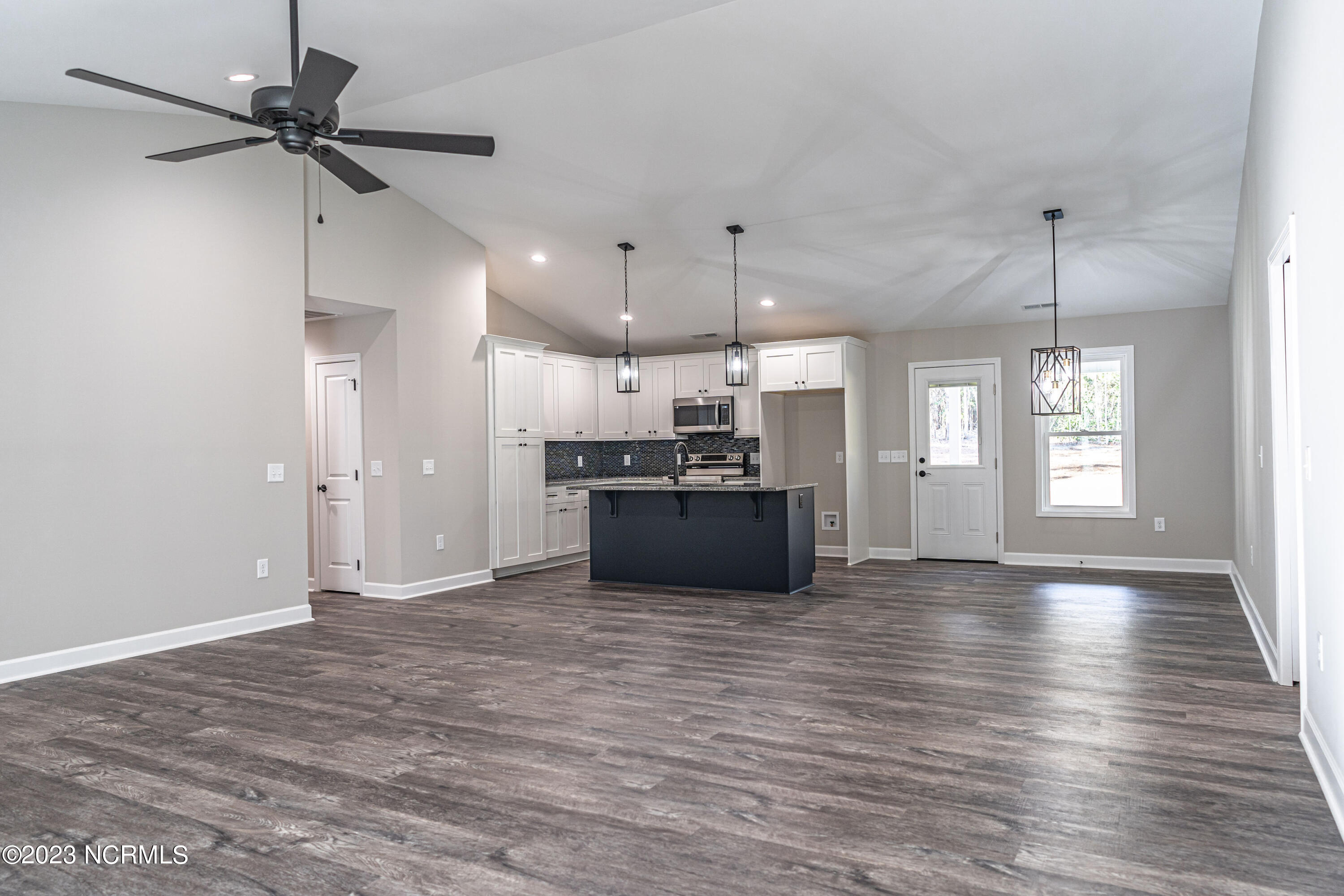 195 Pinebluff Lake Road Pinebluff, NC 28373 - Photo 6 of 43 DSC07539