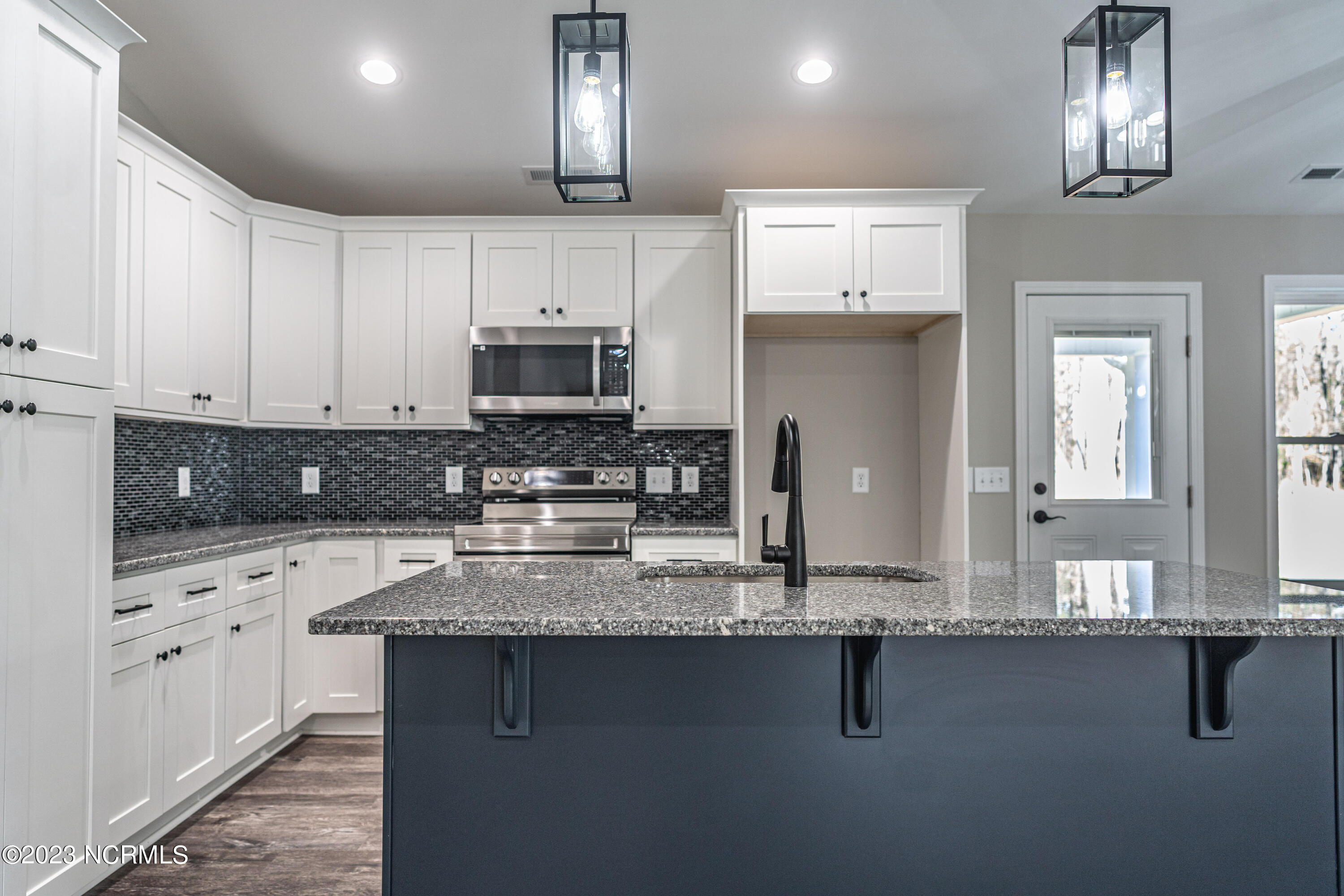 195 Pinebluff Lake Road Pinebluff, NC 28373 - Photo 8 of 43 DSC07528