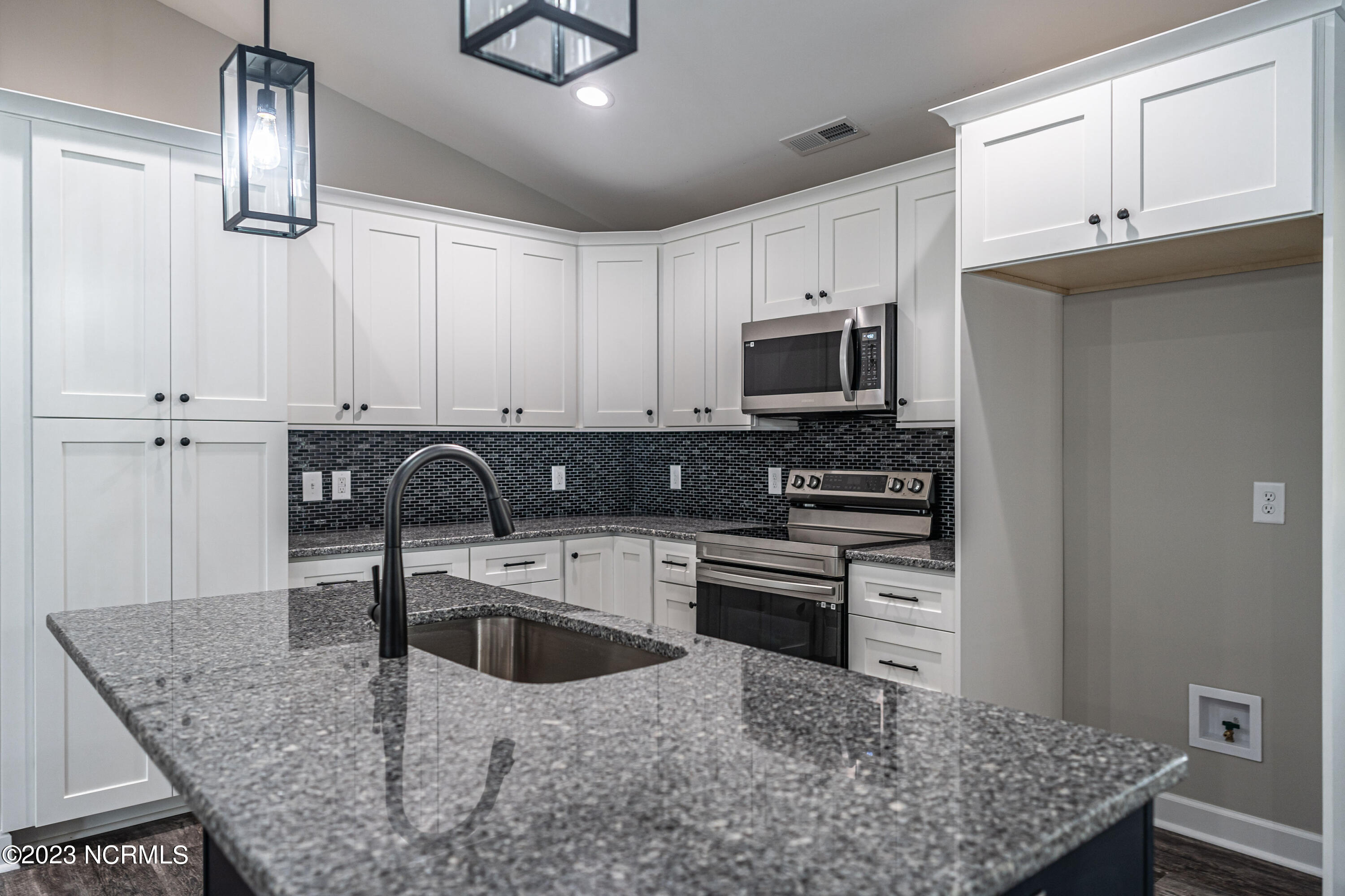 195 Pinebluff Lake Road Pinebluff, NC 28373 - Photo 9 of 43 DSC07529