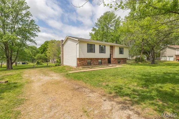 $219,900 | 5503 Misty Drive, Poplar Bluff, MO 63901