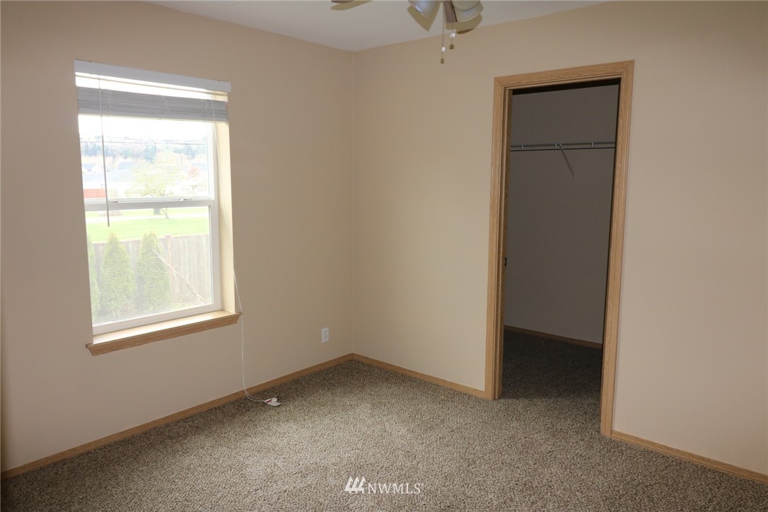 903 Riddell Avenue Northeast Orting, WA 98360 - Photo 18 of 25 Gallery Image 18