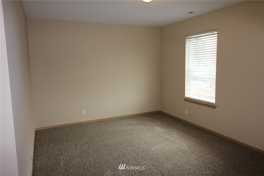 903 Riddell Avenue Northeast Orting, WA 98360 - Photo 20 of 25 Gallery Image 20
