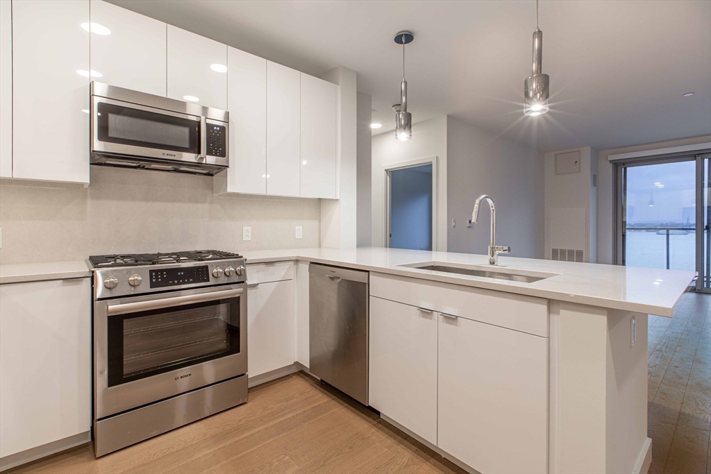 45 Lewis Street, Unit 513 Boston, MA 02128 - Photo 11 of 19