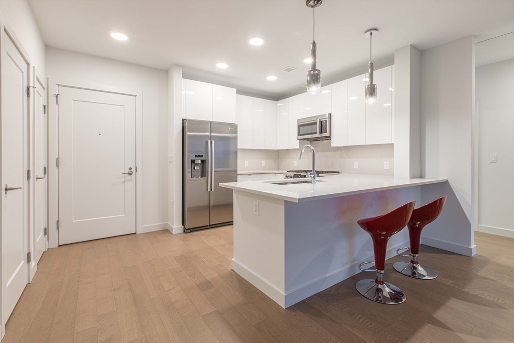 45 Lewis Street, Unit 513 Boston, MA 02128 - Photo 10 of 19