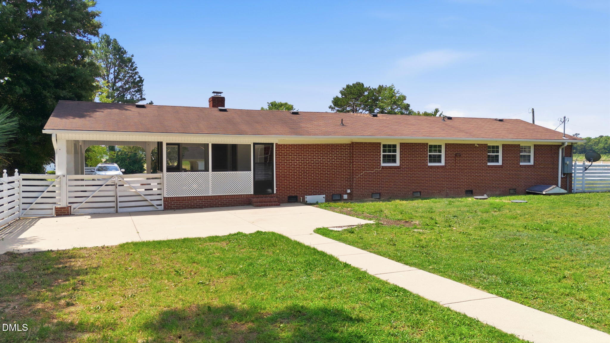 695 Old Rte 22 Kenly, NC 27542 - Photo 25 of 35