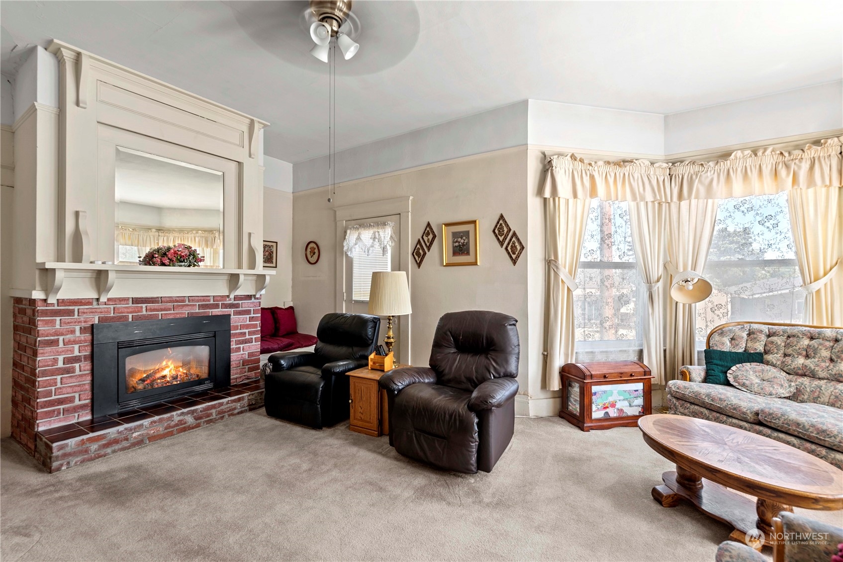 816 Red Apple Road Wenatchee, WA 98801 - Photo 10 of 29 Gallery Image 10