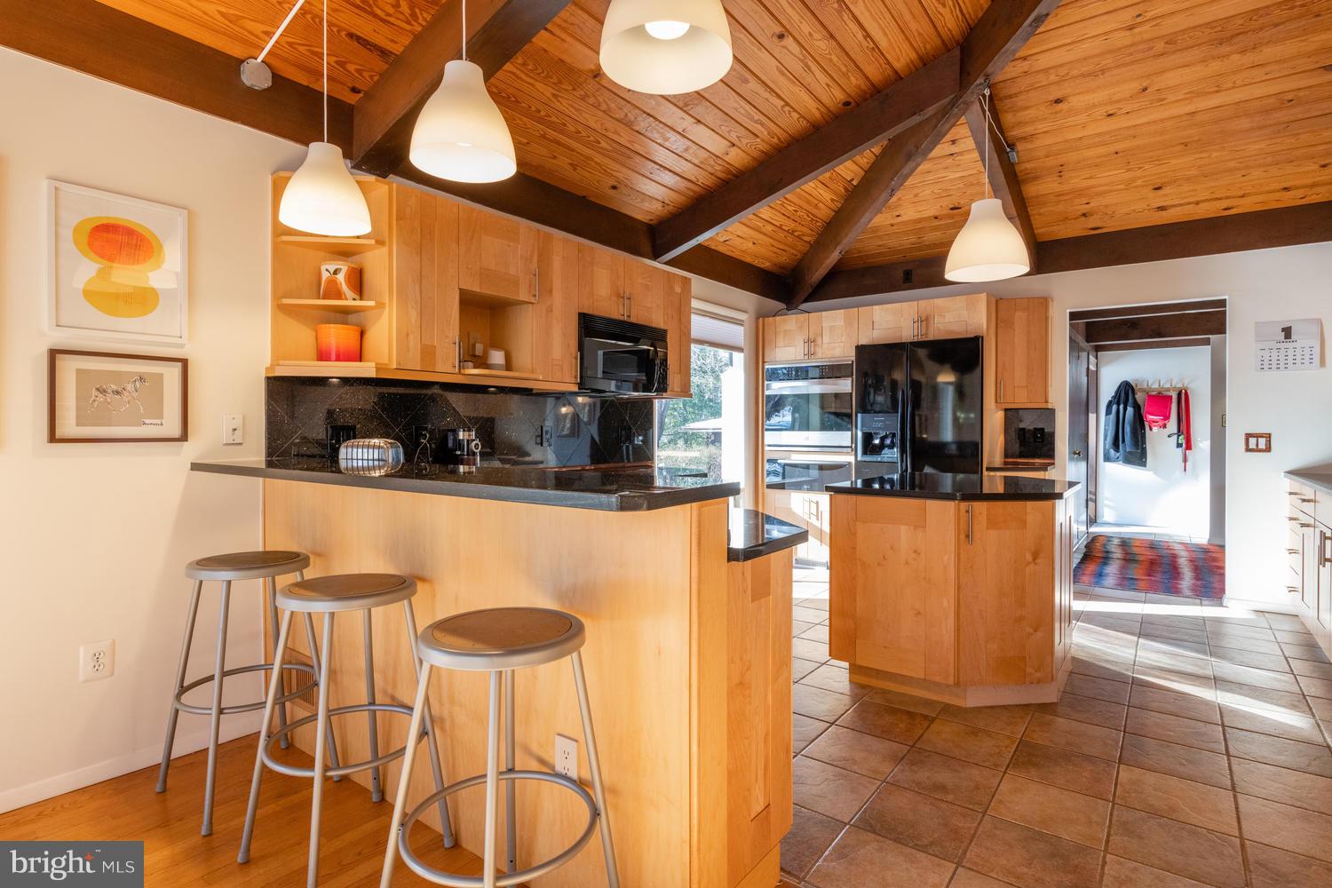 12006 Aintree Lane Reston, VA 20191 - Photo 11 of 56 Gallery Image 11