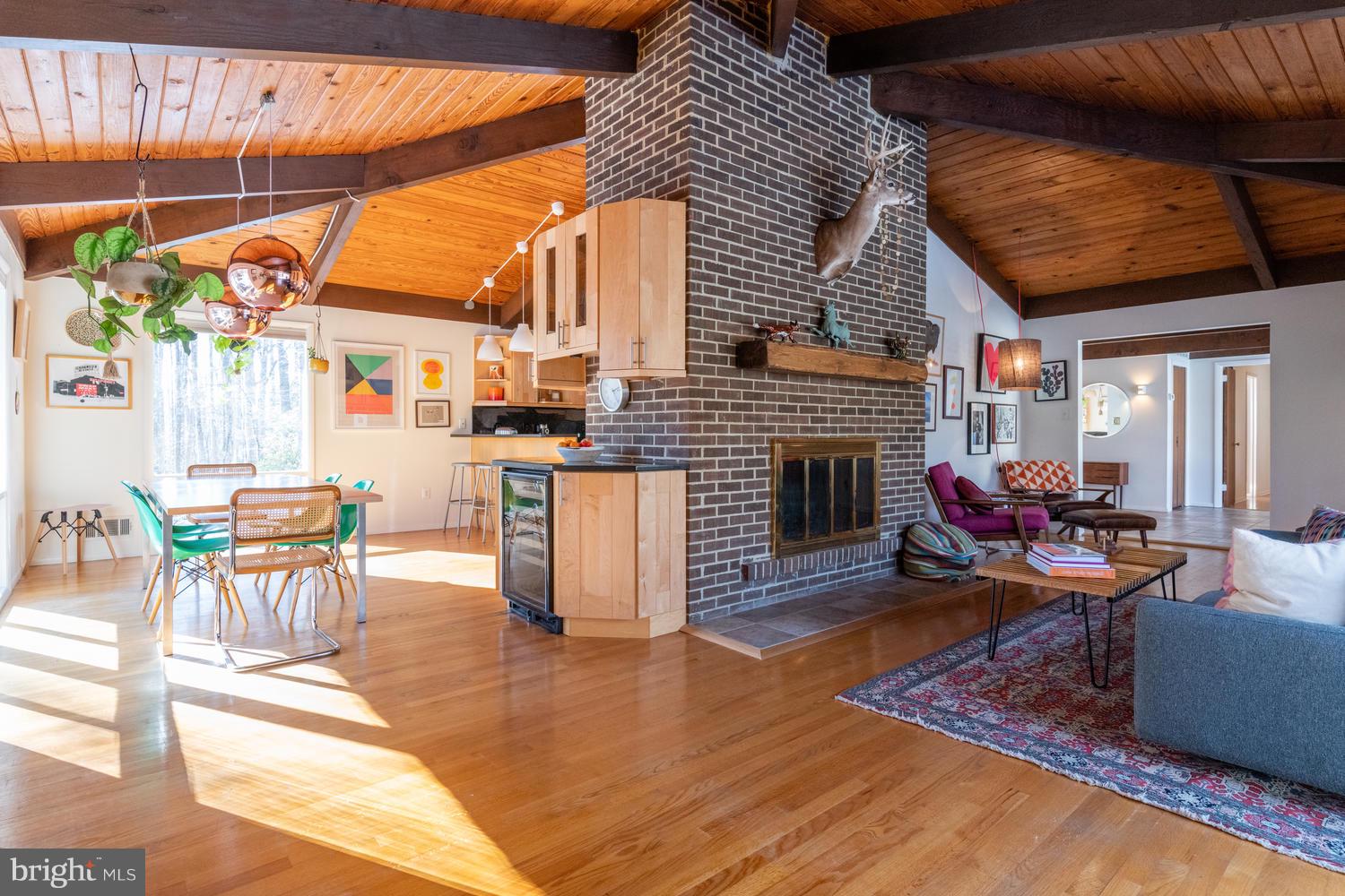 12006 Aintree Lane Reston, VA 20191 - Photo 17 of 56 Gallery Image 17