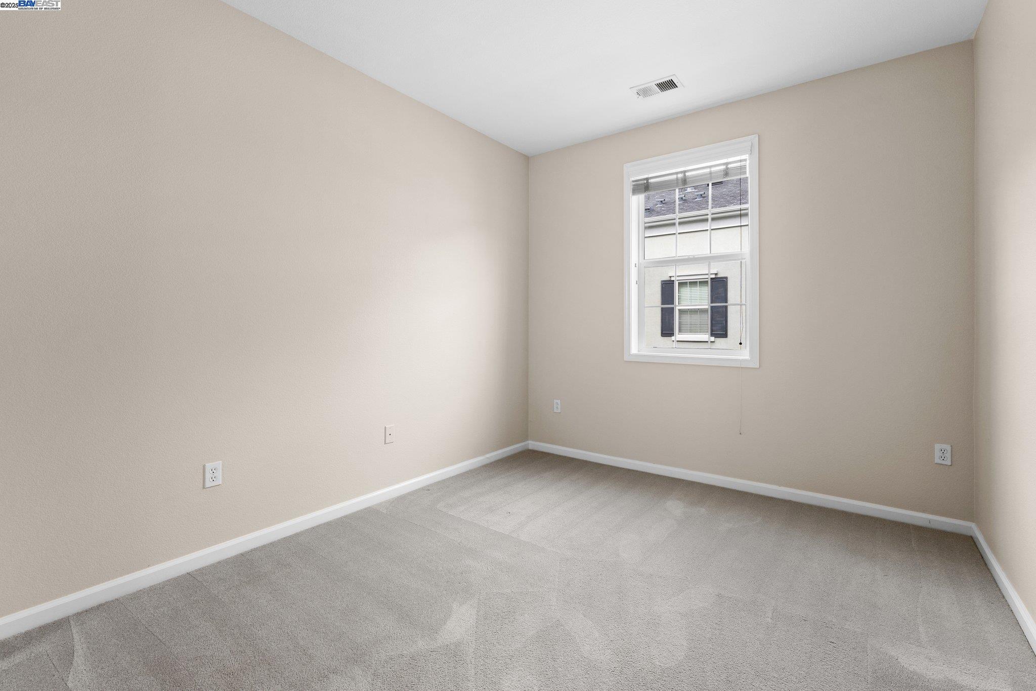 3658 Whitworth Drive Dublin, CA 94568 - Photo 23 of 36 an empty room with a window
