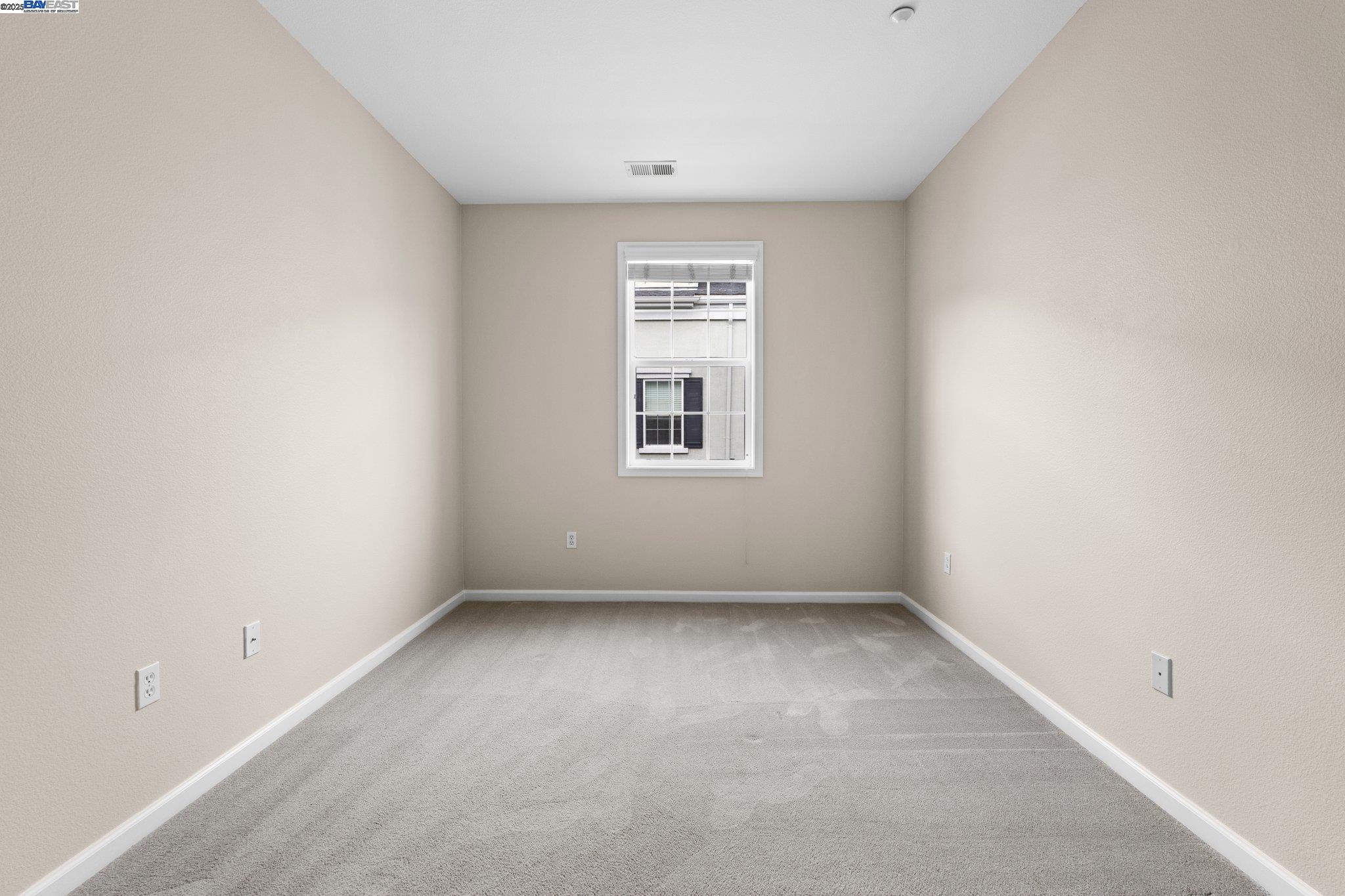 3658 Whitworth Drive Dublin, CA 94568 - Photo 26 of 36 an empty room with a window