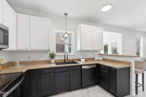 $499,000 | 100 Covenant Rock Lane, Holly Springs, NC 27540