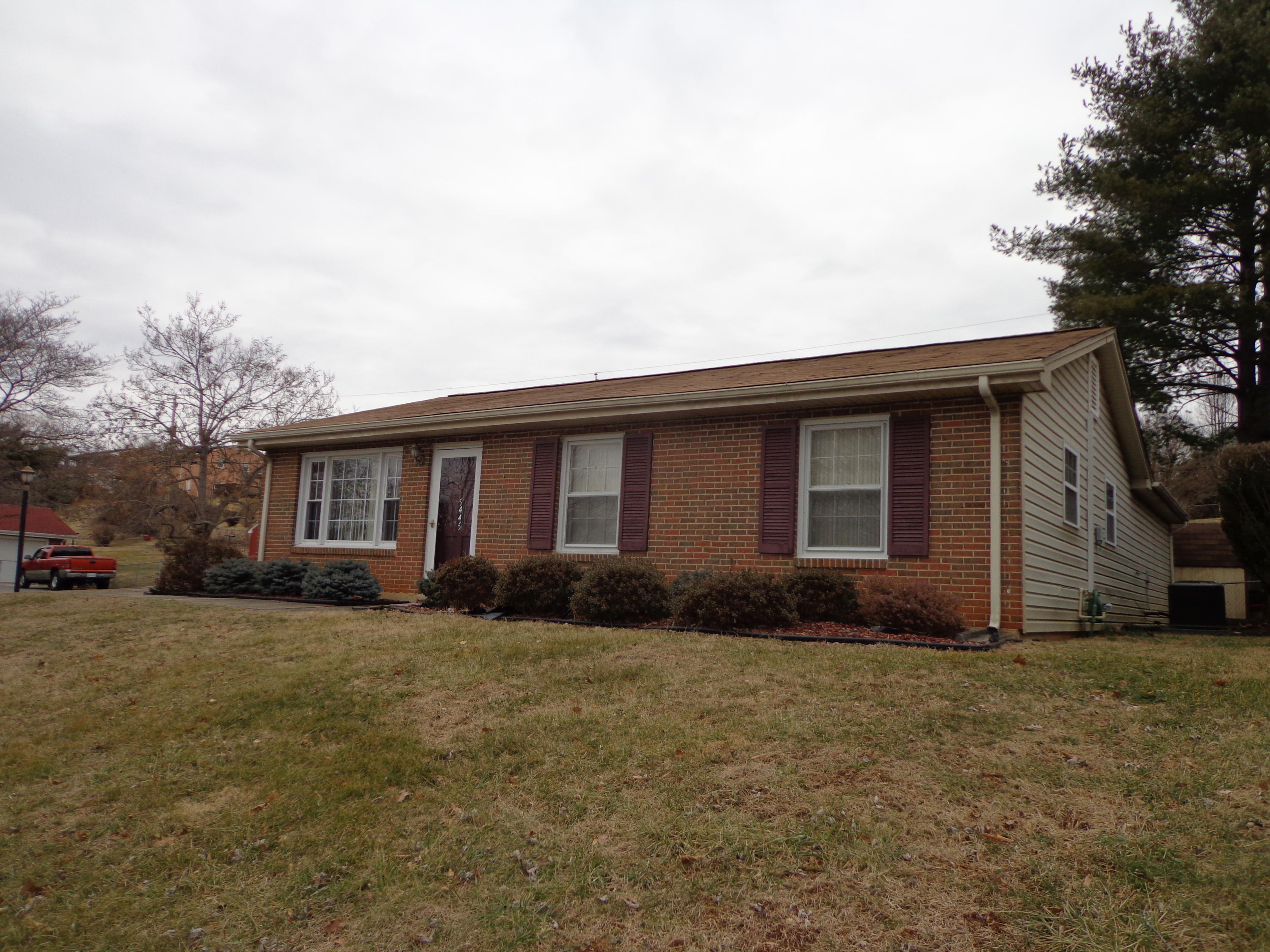 5445 Daytona Road Roanoke, VA 24019 - Photo 24 of 24 DSC08148
