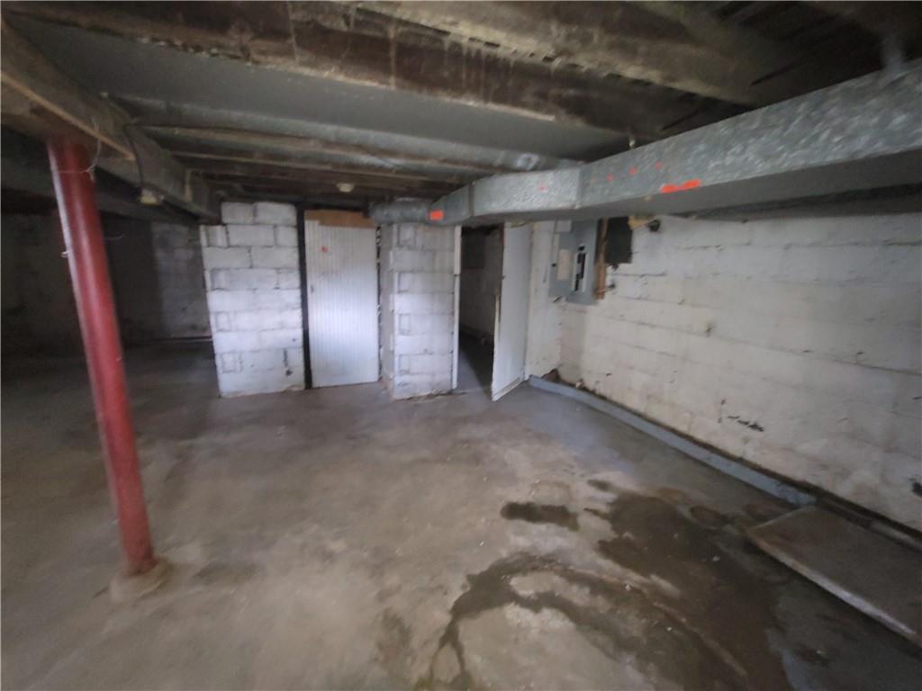 3013 Leechburg Road New Kensington, PA 15068 - Photo 22 of 28 a view of empty room