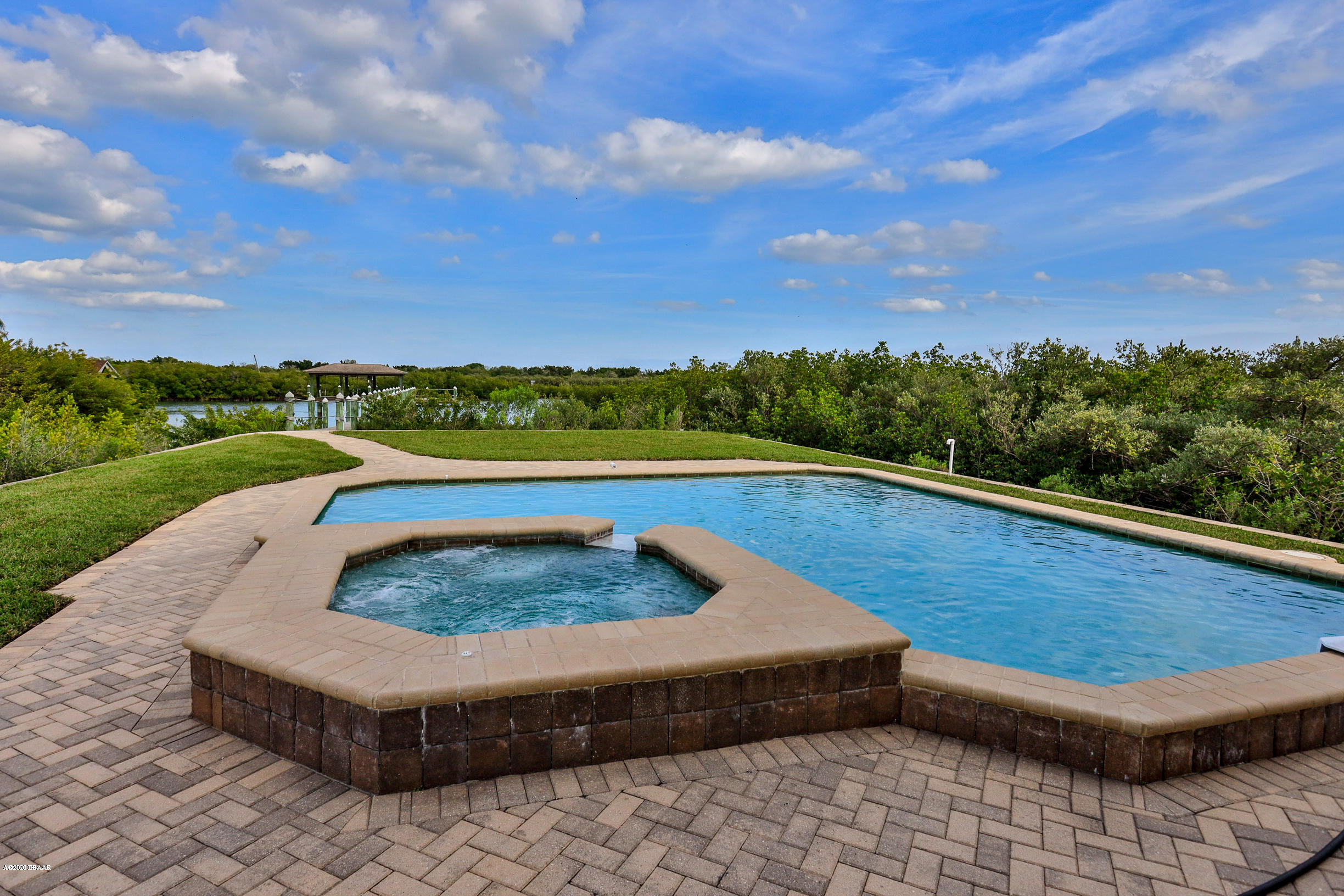 201 North Riverside Drive Edgewater, FL 32132 - Photo 17 of 53 201 low res-9