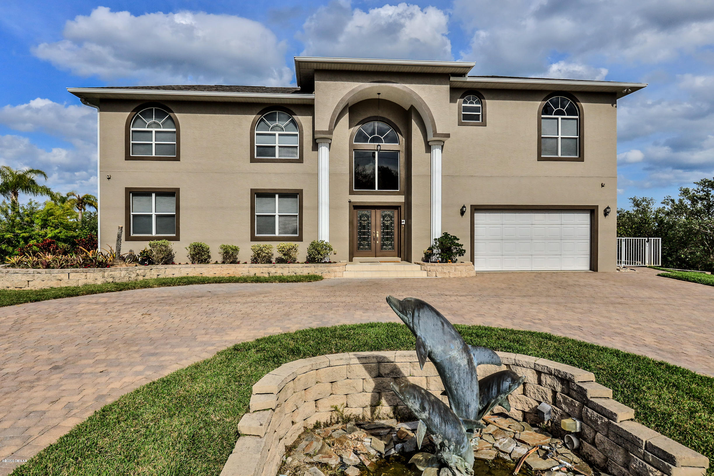 201 North Riverside Drive Edgewater, FL 32132 - Photo 2 of 53 FRONT