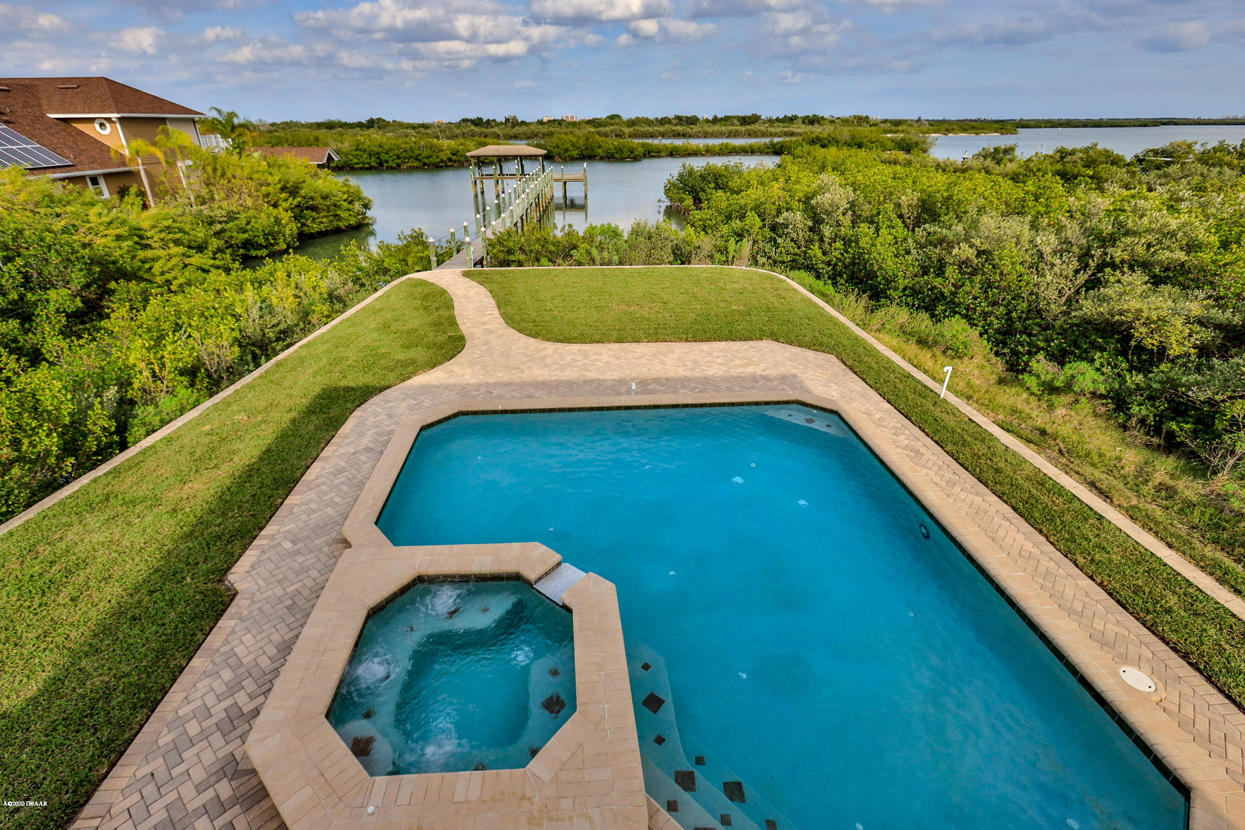 201 North Riverside Drive Edgewater, FL 32132 - Photo 6 of 53 201 low res-25