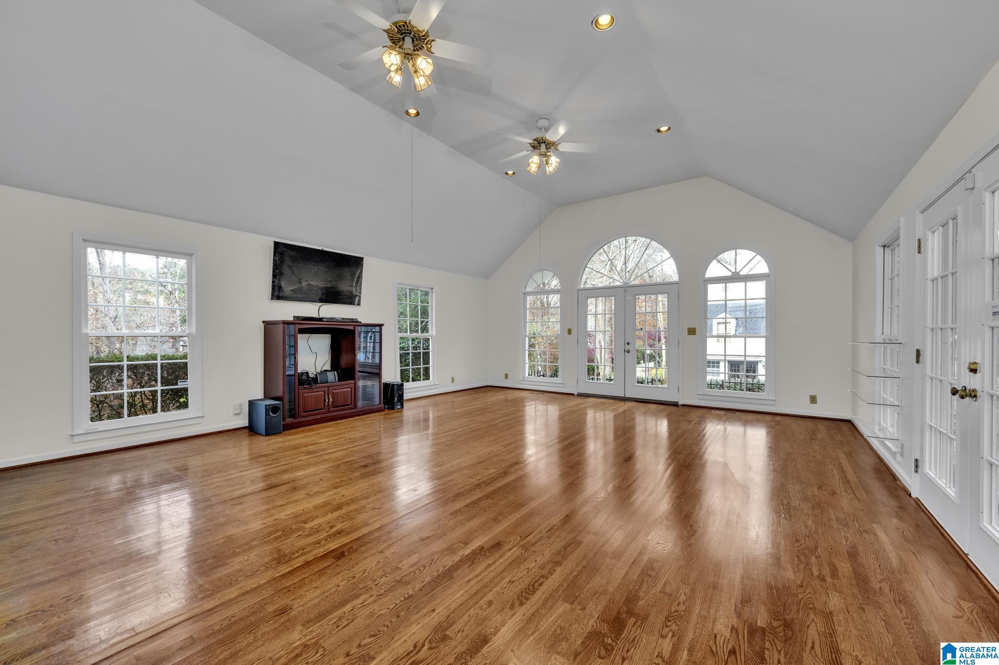 3325 Overbrook Road Birmingham, AL 35213 - Photo 9 of 55