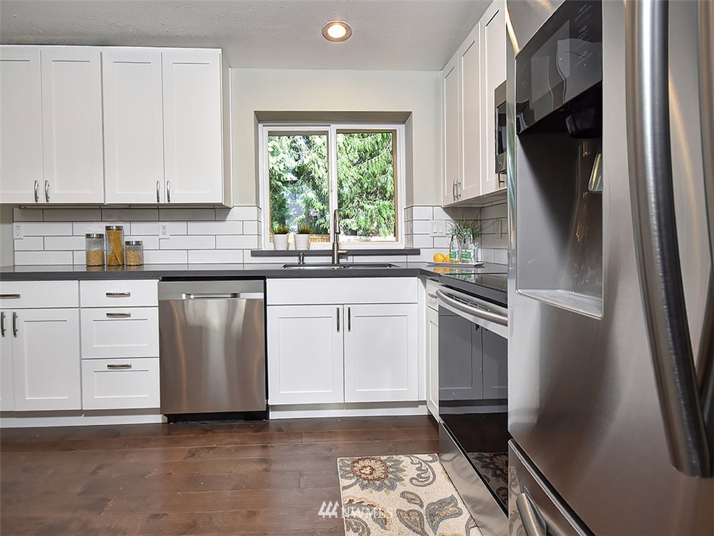 2815 164th Place Southeast Bothell, WA 98012 - Photo 9 of 25
