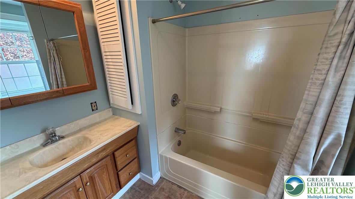 797 Main Street Tatamy, PA 18085 - Photo 14 of 41 a bathroom with a tub and a sink