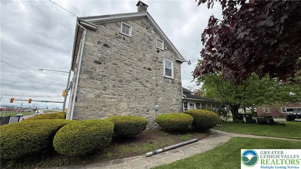 $2,500 | 797 Main Street, Tatamy, PA 18085